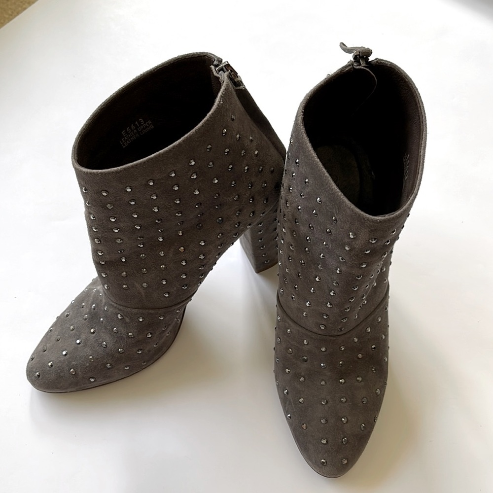 Jcrew sz 7 ankle gray suede rhinestone boot
